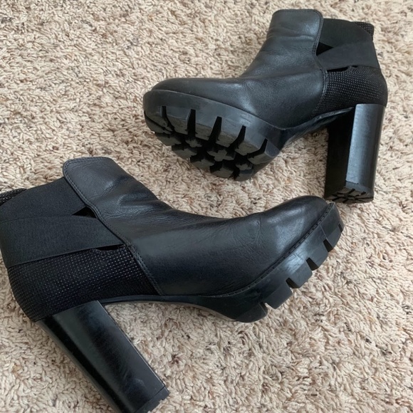 Maria Pino Designer Black Leather Platform Chunky Heels Size 8 - Picture 3 of 10